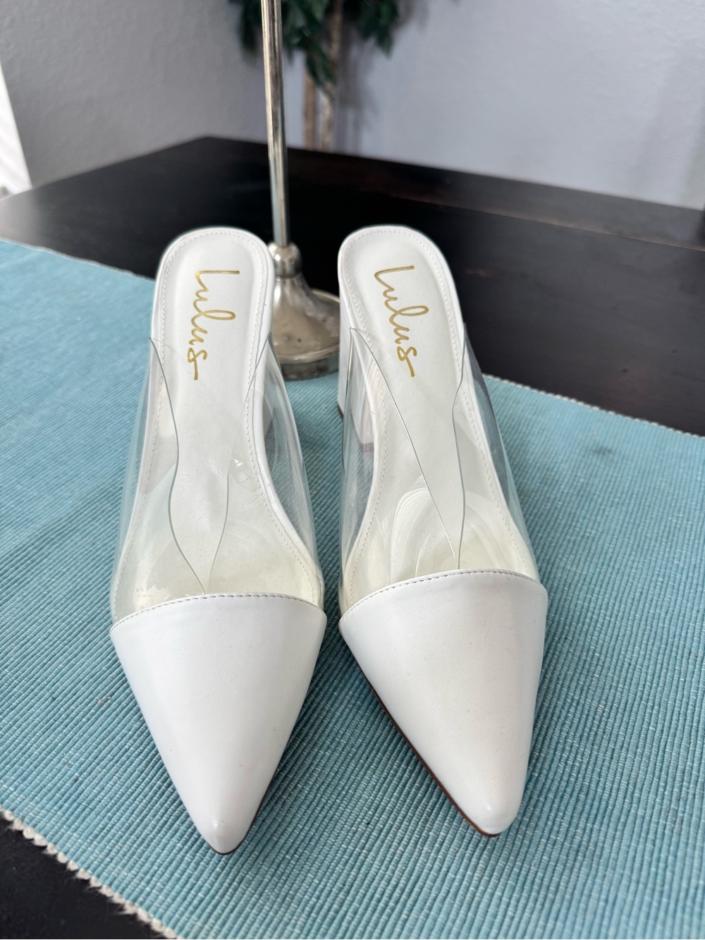 Lulu's White Pointed-Toe Clear Panel Mule Heels size 9